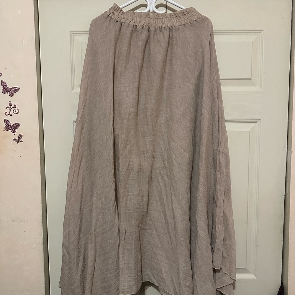 Long beige skirt